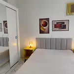 Apto 02 Quartos, E Acesso Exclusivo A Praia